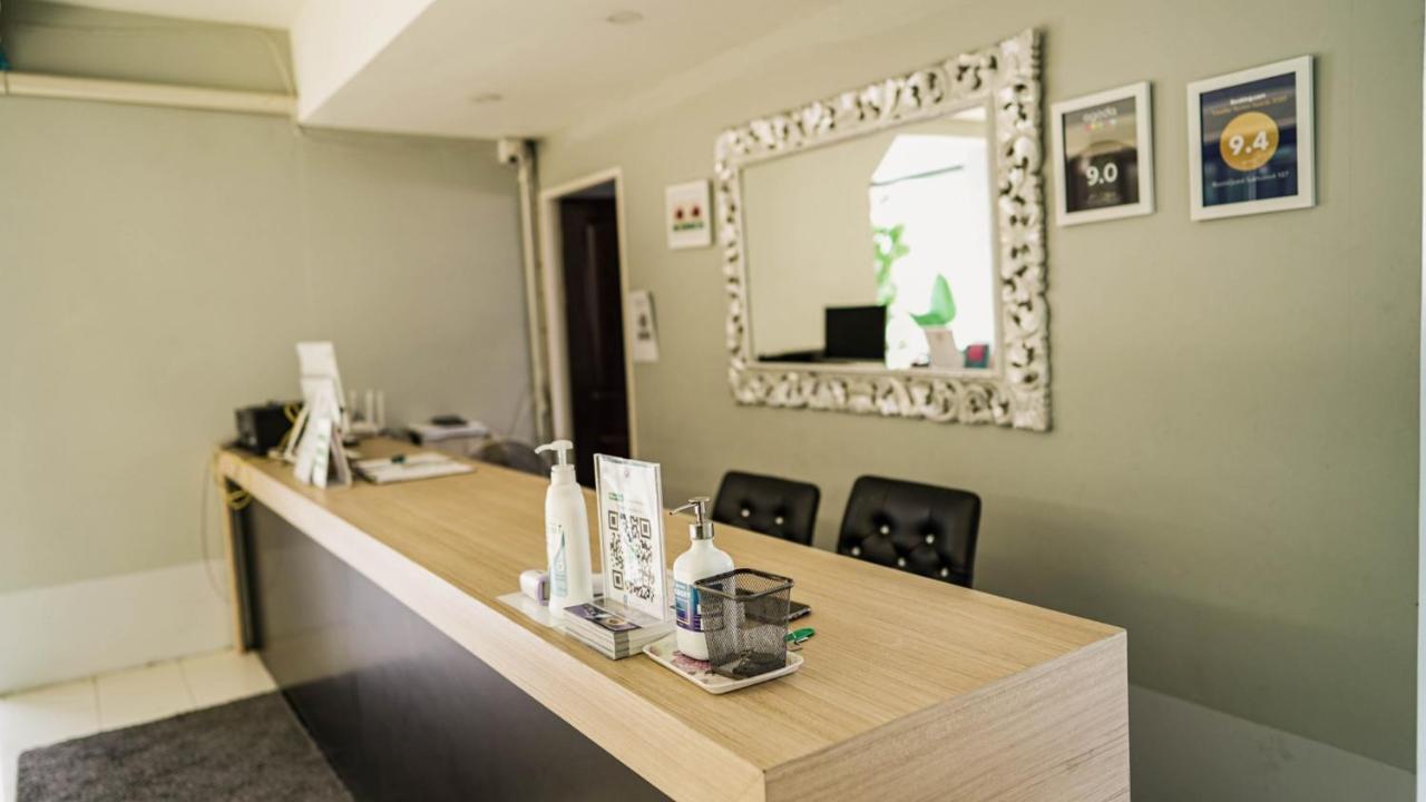 Roomquest Bangkok Don Mueang Airport Exterior photo